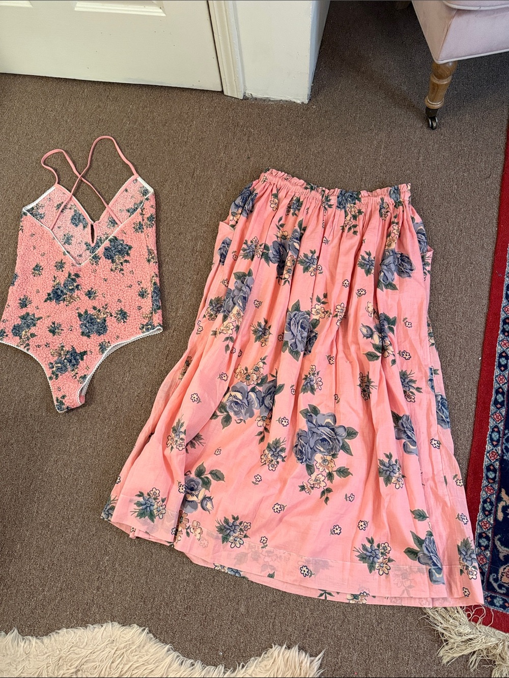 Free People
Seaside Rose Set - Picture 8 of 16